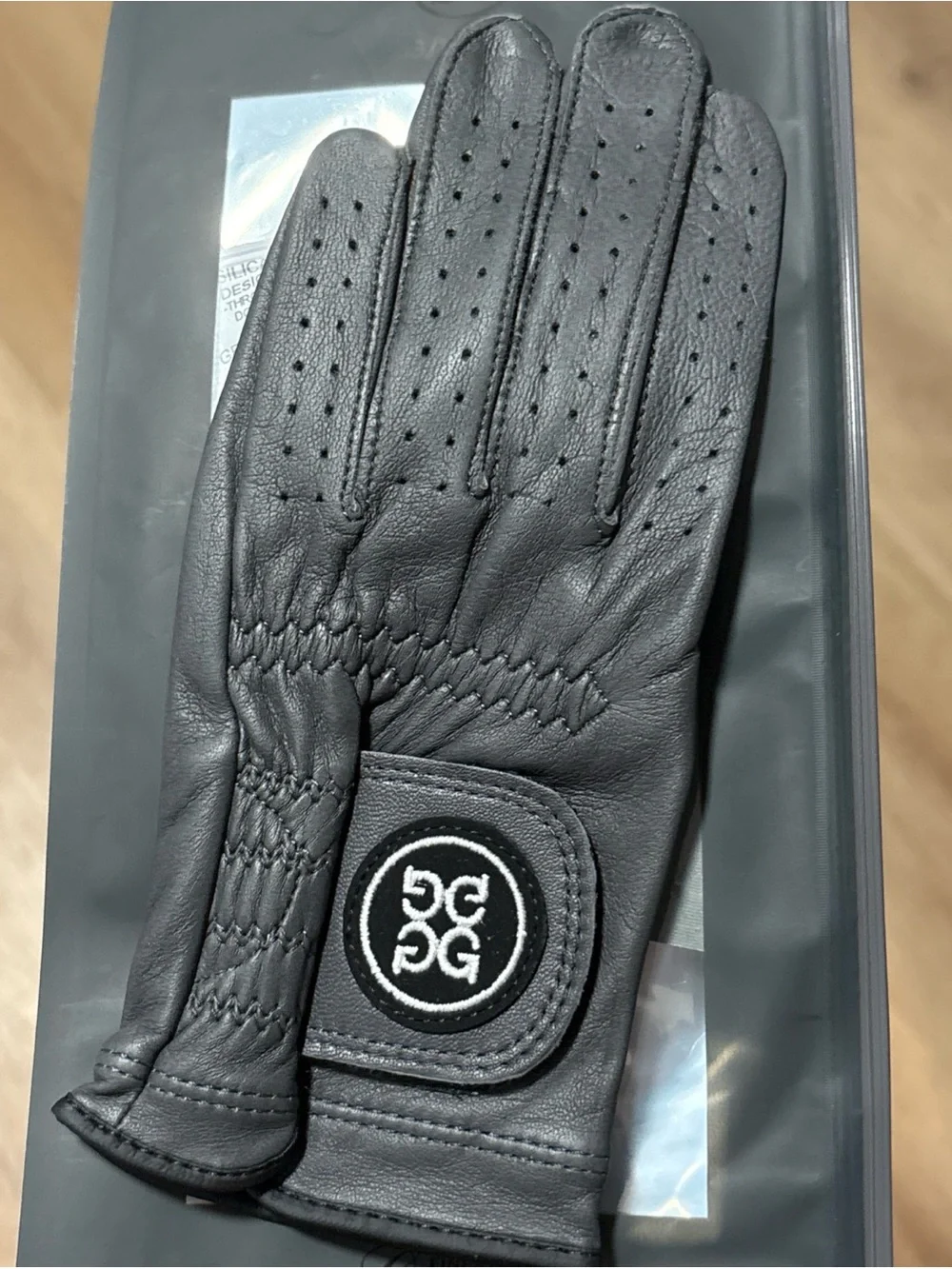 G/Fore Women’s L Med Cabretta Leather Golf Glove Left